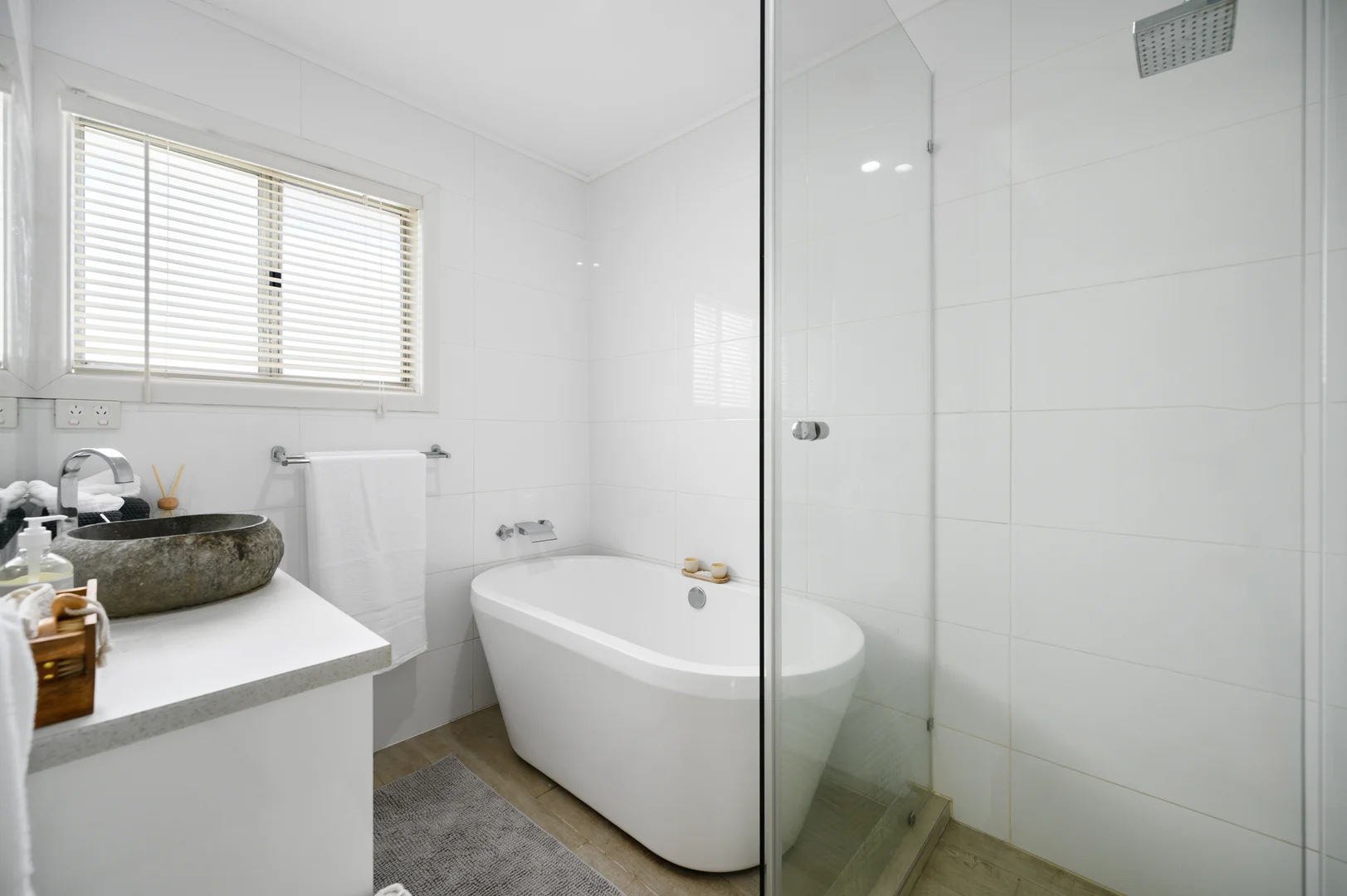 Additional image 11 of 21 Nankeen Avenue, Paradise Point QLD 4216