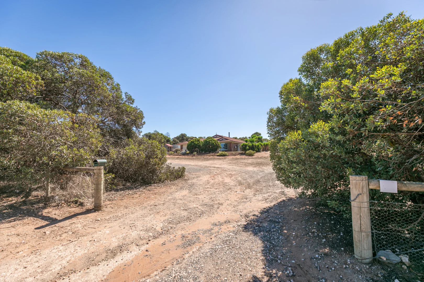 Additional image 36 of 90 Tooma Drive, Murray Bridge East SA 5253