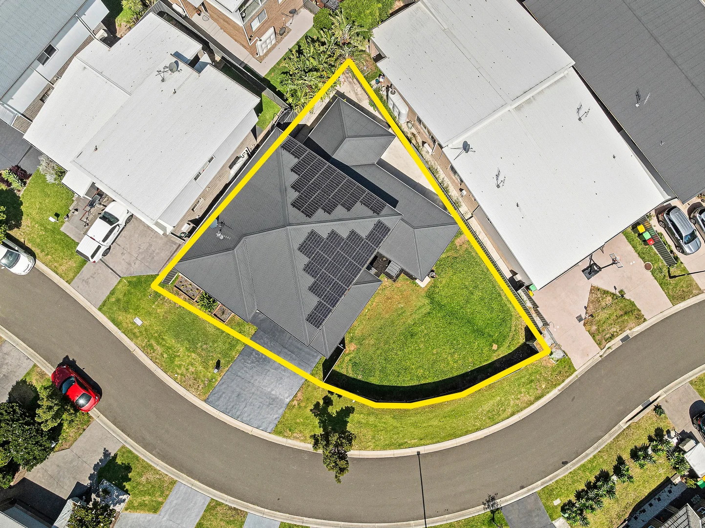 8 Headwater Place, Albion Park NSW 2527