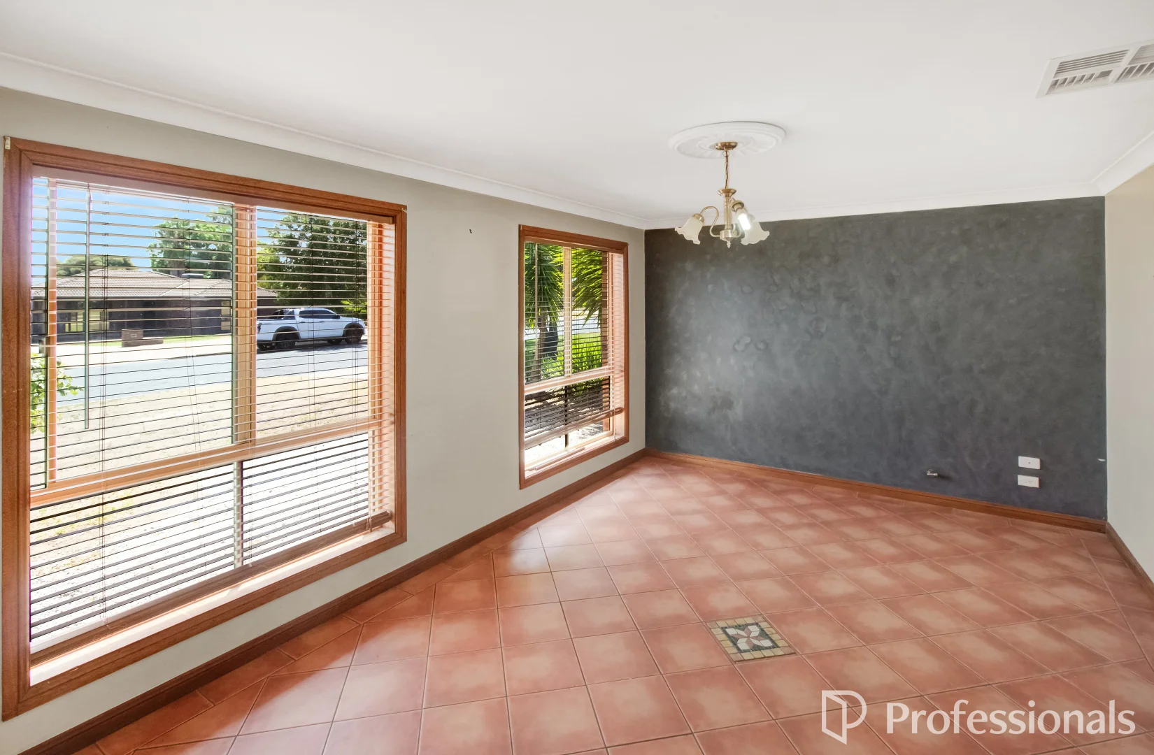Additional image 2 of 14 Eaton Street, Ashmont NSW 2650