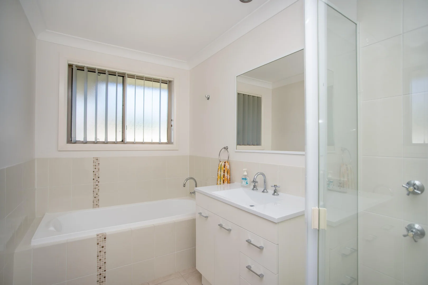 Additional image 16 of 15 Hunter Place, Wingham NSW 2429