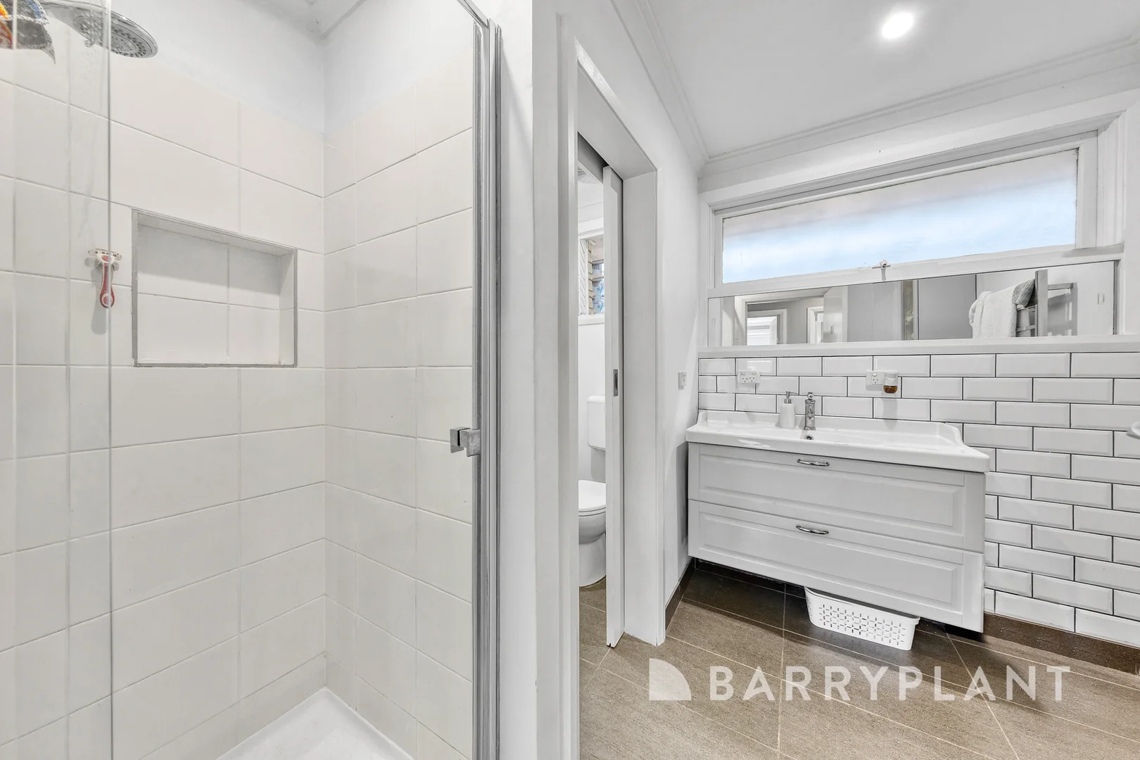 Additional image 15 of 2 Luxford Street, St Albans VIC 3021