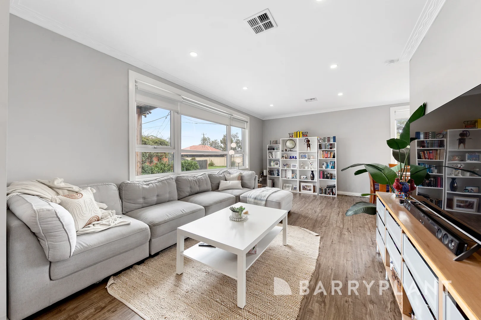 Additional image 5 of 2 Luxford Street, St Albans VIC 3021