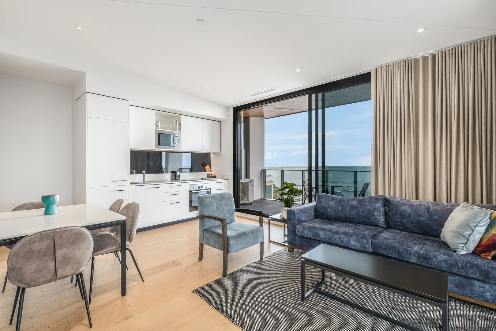 Additional image 4 of 903/10 Bellerine Street, Geelong VIC 3220