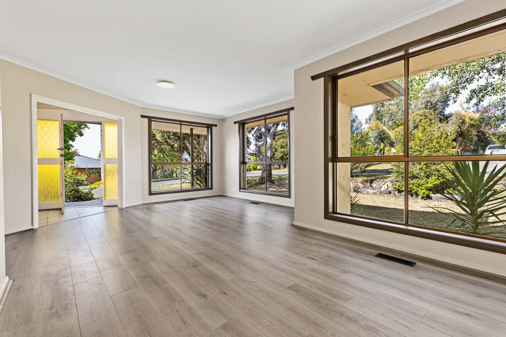 Additional image 2 of 1 Yarana Drive, Mount Helen VIC 3350