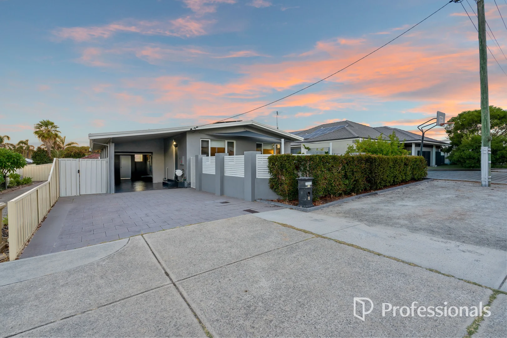 Additional image 2 of 8 Hampton Square, Morley WA 6062