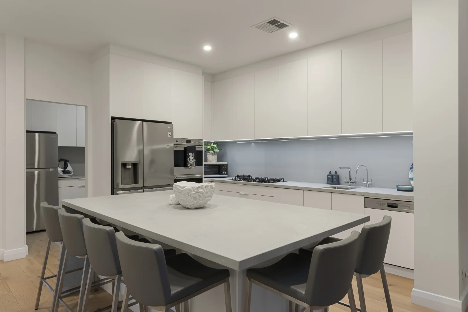 Additional image 4 of 70 Myrtle Road, Seacliff SA 5049