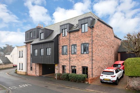 Fowke Street, Rothley LE7