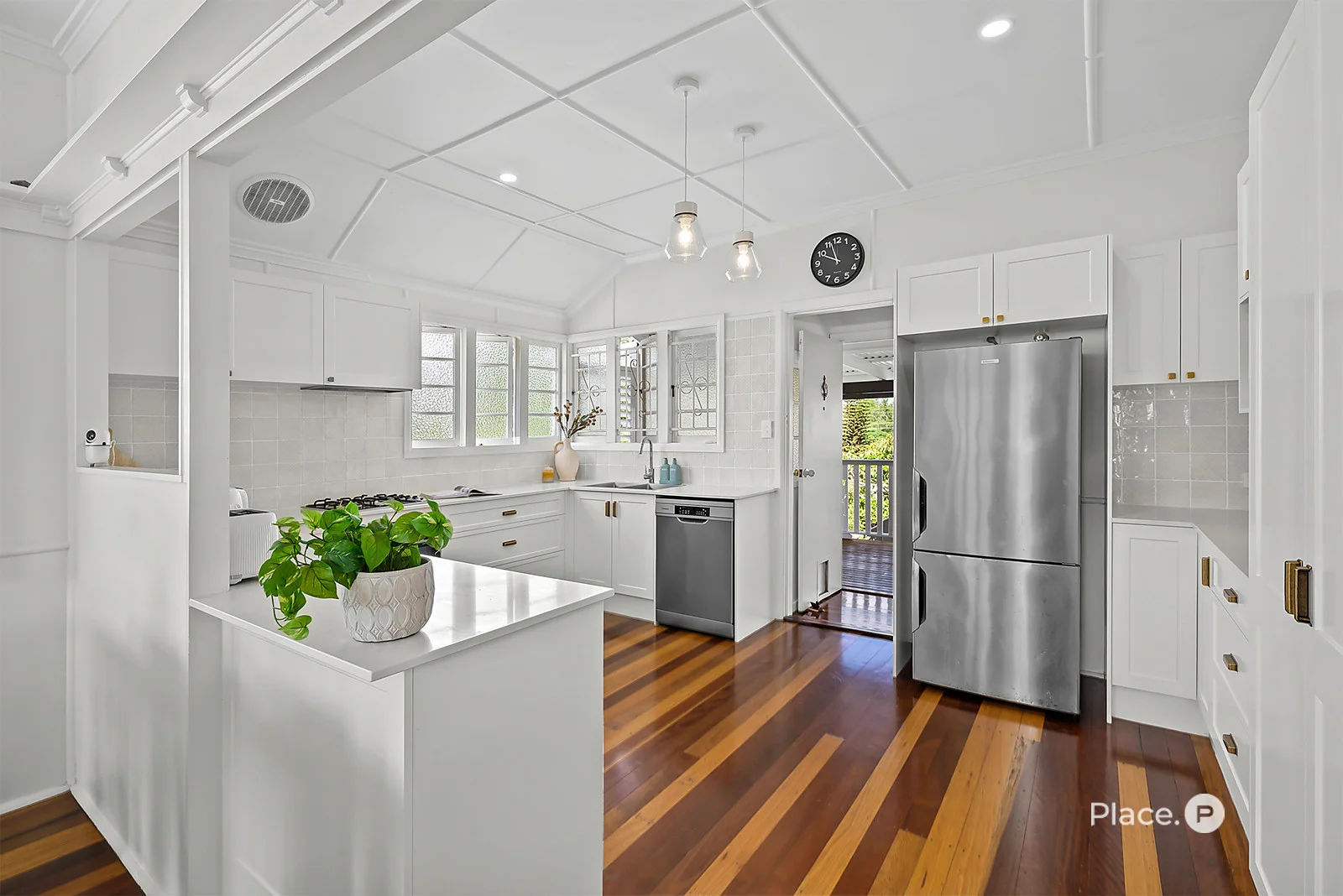 Additional image 4 of 1 Gibson Crescent, Holland Park QLD 4121