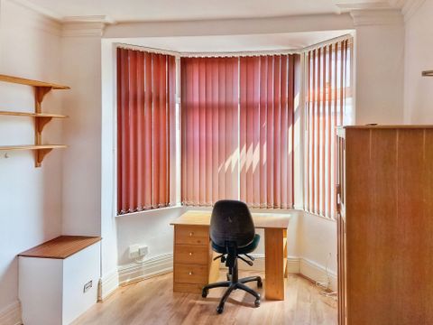 Clarendon Park Road, Leicester LE2