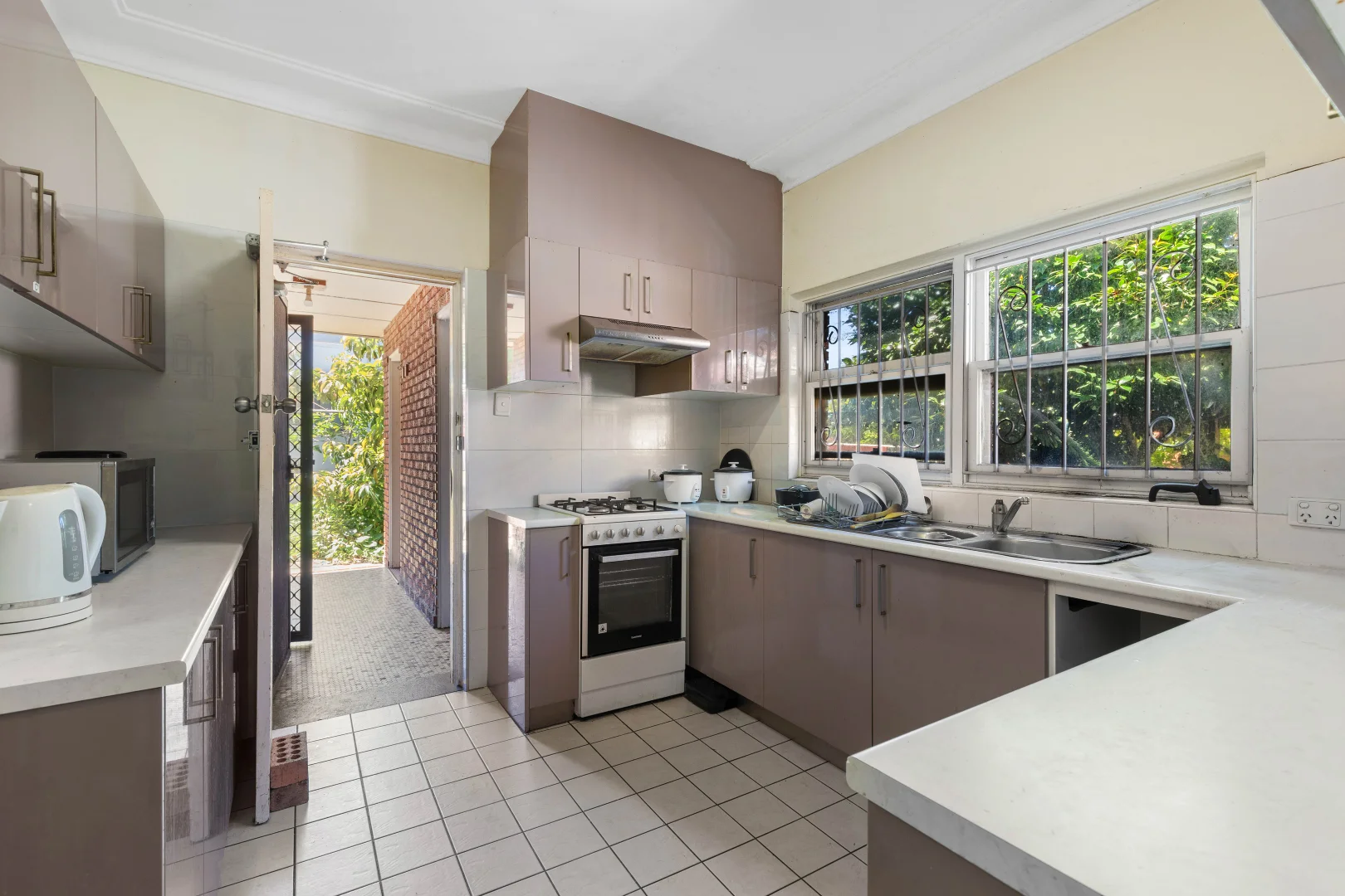 Additional image 6 of 4 Warrawee Place, Beverly Hills NSW 2209