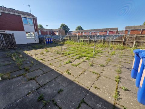 Lockerbie Avenue, Leicester LE4