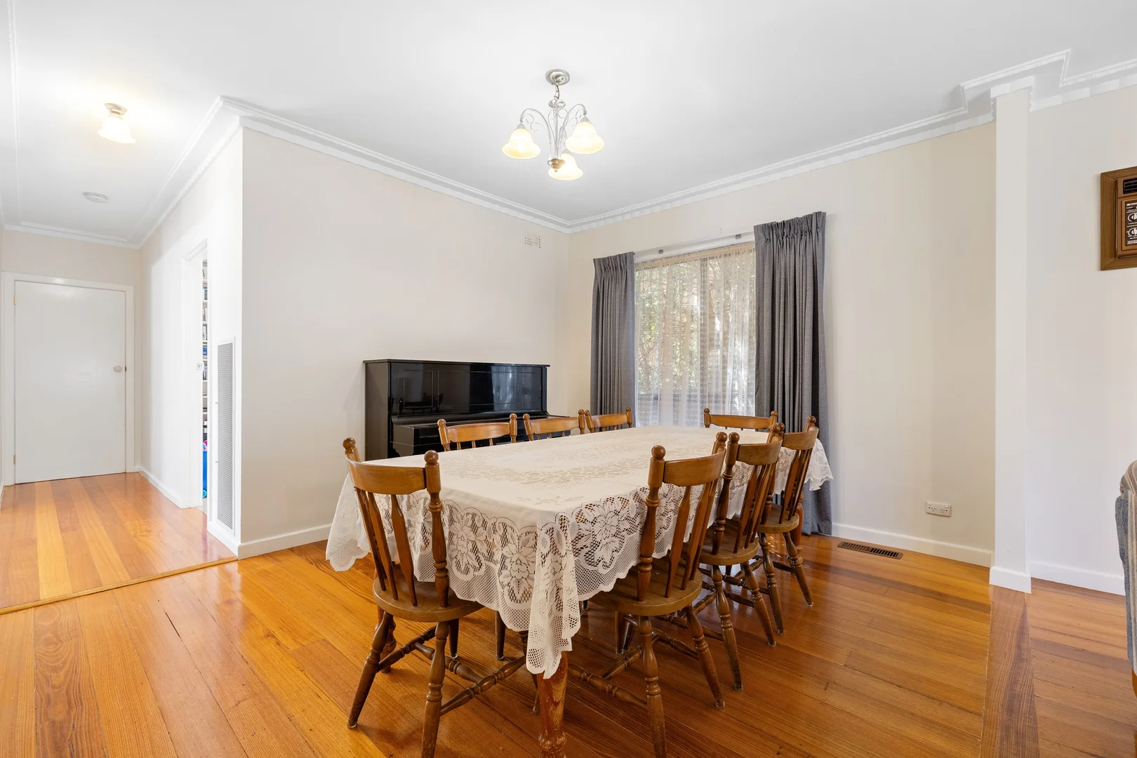 Additional image 8 of 85 Hillview Avenue, Mount Waverley VIC 3149