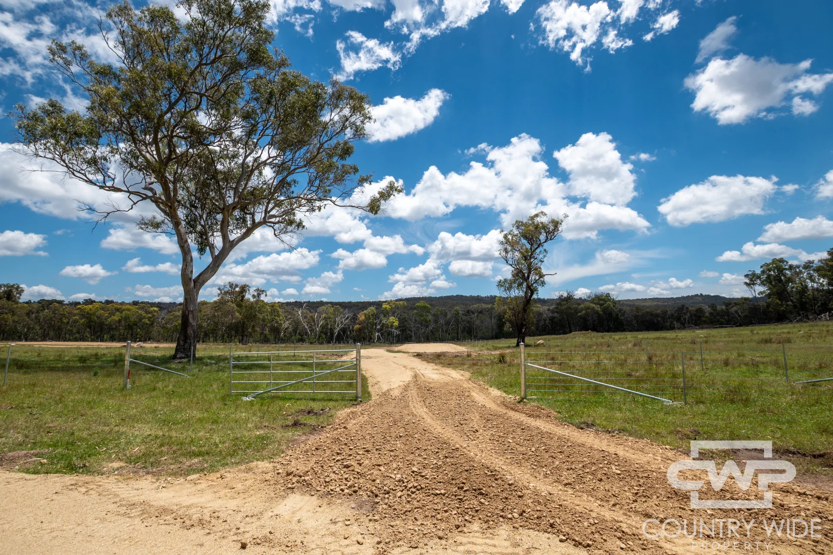 Additional image 2 of 1 Cemetery Rd, Torrington NSW 2371