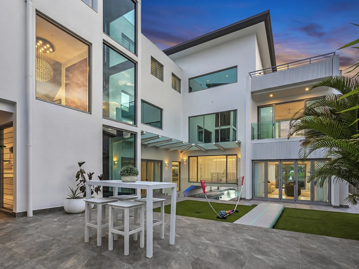 Additional image 12 of 19 Knightsbridge Parade East, Sovereign Islands QLD 4216