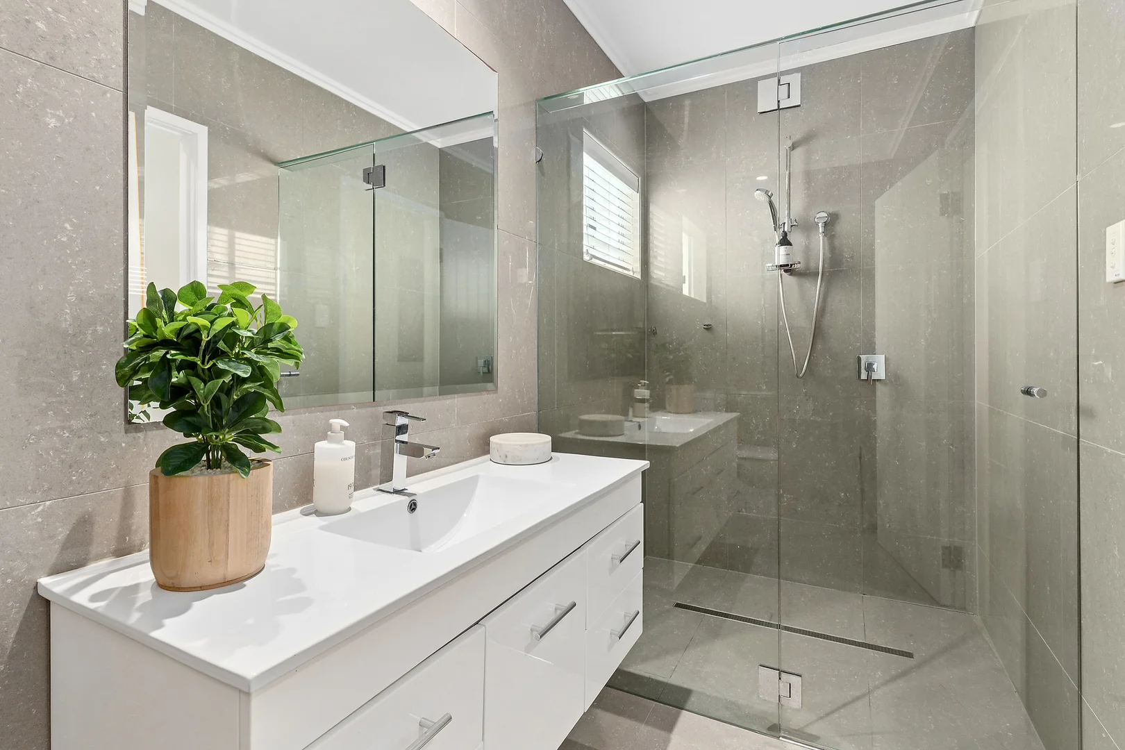 Additional image 27 of 35 Twigg Street, Indooroopilly QLD 4068