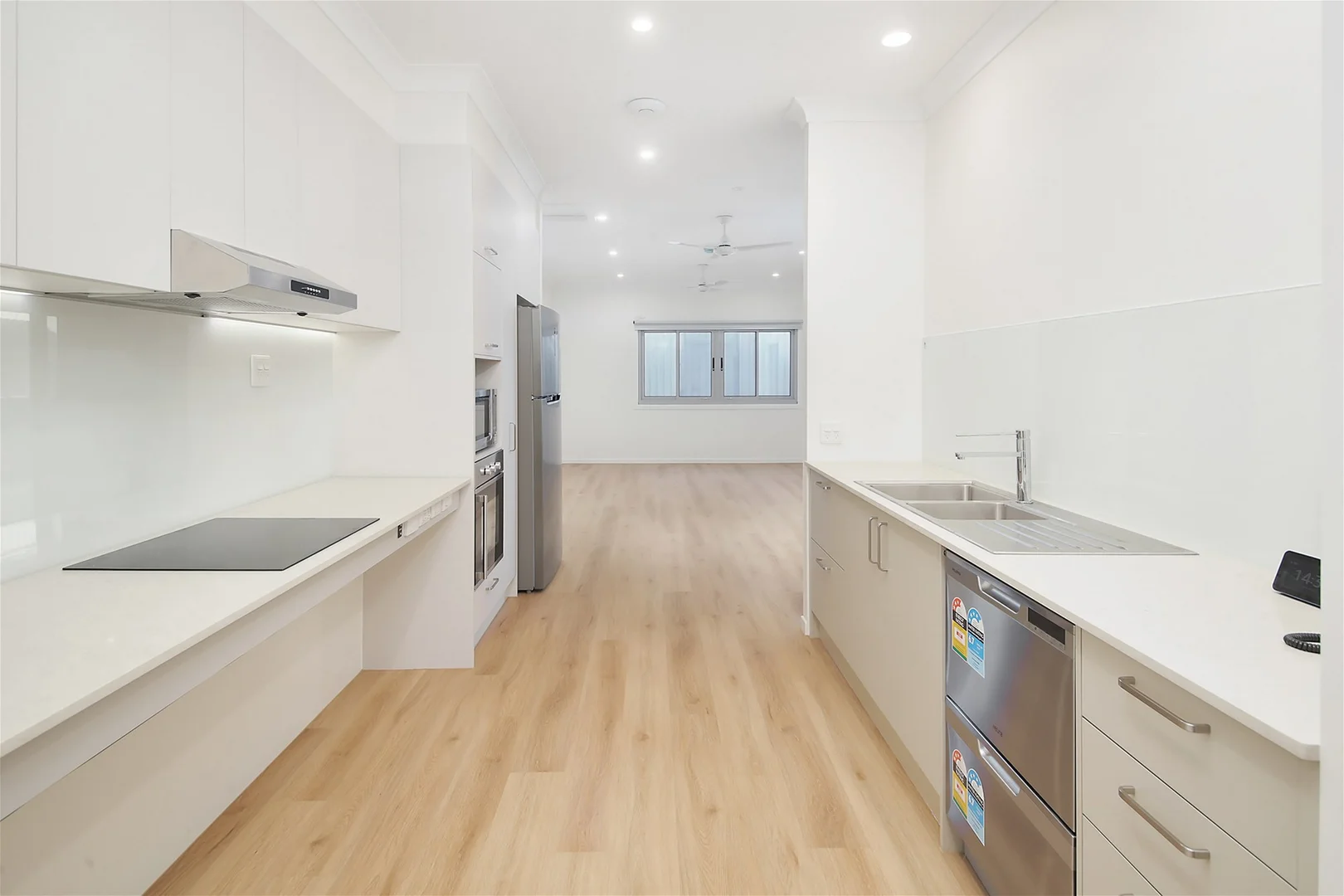 Additional image 10 of Coopers Plains QLD 4108