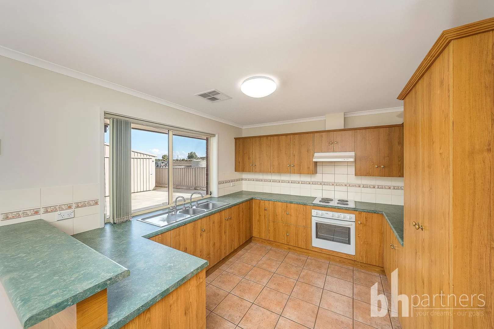 Additional image 3 of 8 Fulwood Street, Waikerie SA 5330