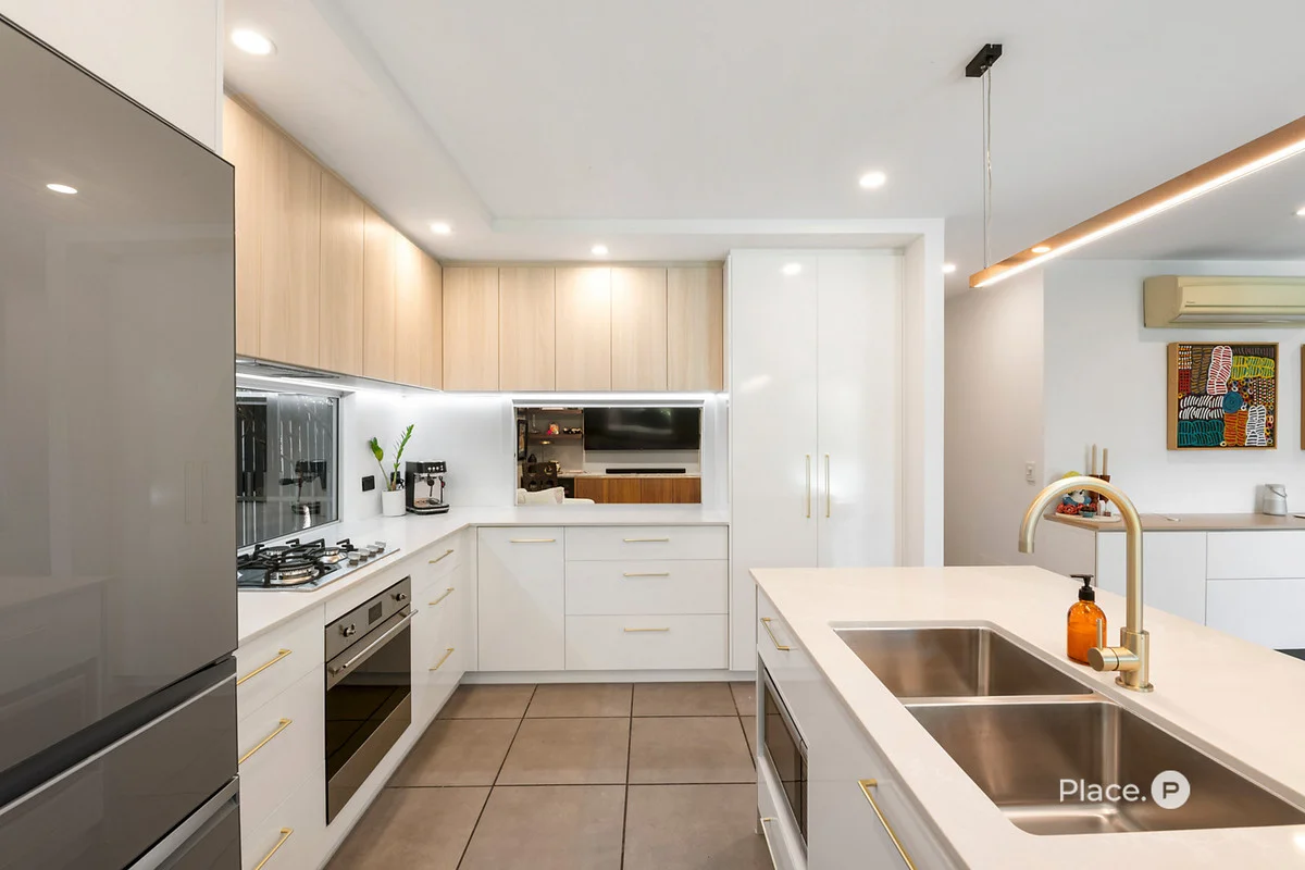 Additional image 8 of 26 Marsh Street, Cannon Hill QLD 4170