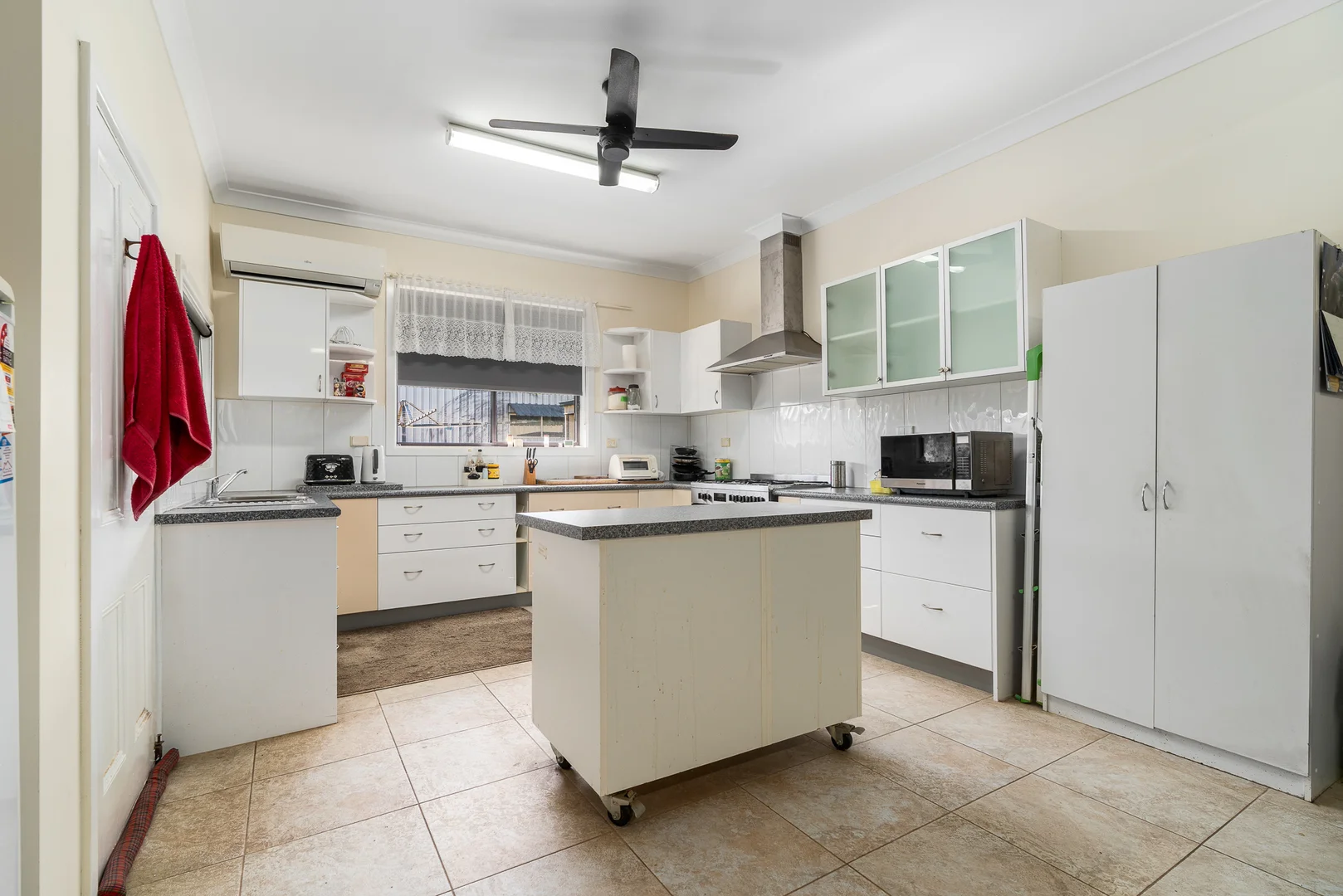 Additional image 3 of 28 Belmore Street, Canowindra NSW 2804