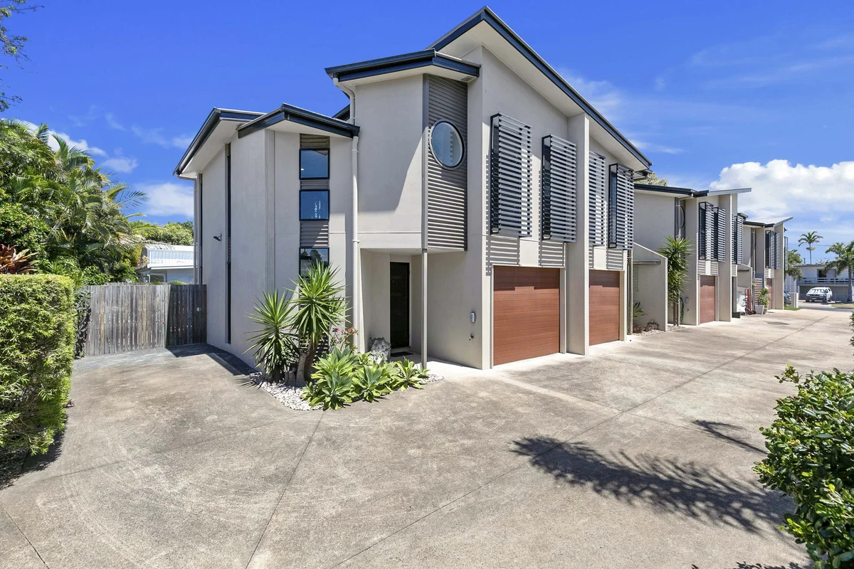 6/52 Shell Street, Urangan QLD 4655