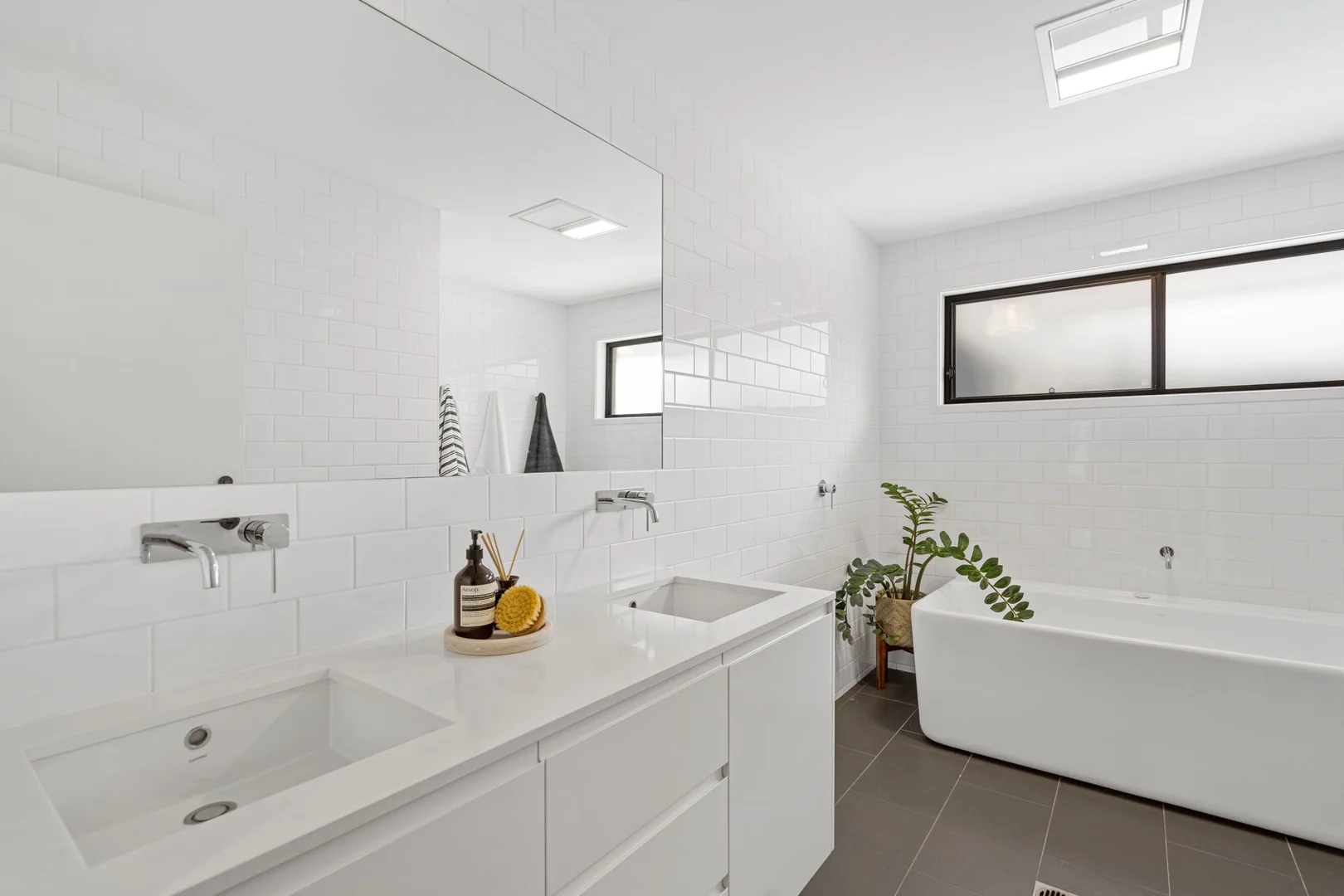 Additional image 16 of 6 Drysdale Place, Paradise Point QLD 4216