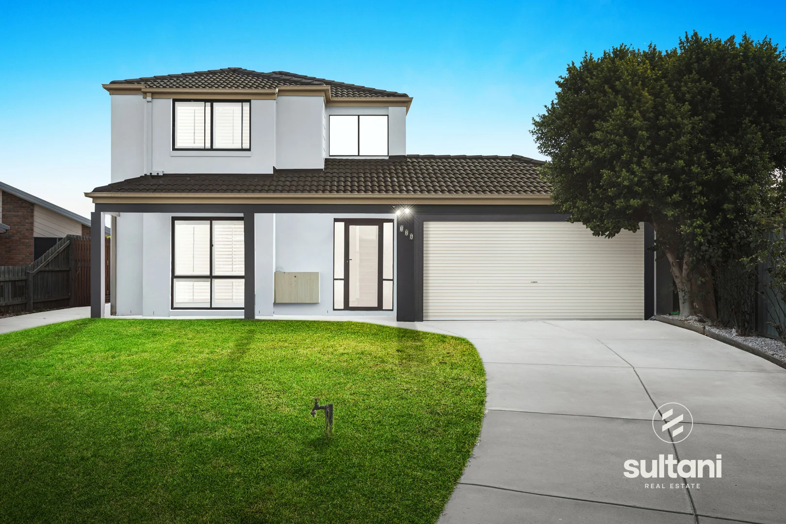 124 Courtney Avenue, Cranbourne North VIC 3977