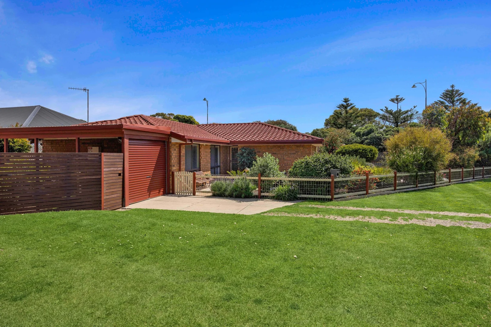 Additional image 2 of 17 Strangways Terrace, Port Elliot SA 5212