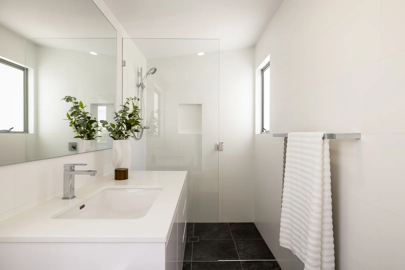 Additional image 19 of 13 Lakeside Avenue, Broadbeach Waters QLD 4218