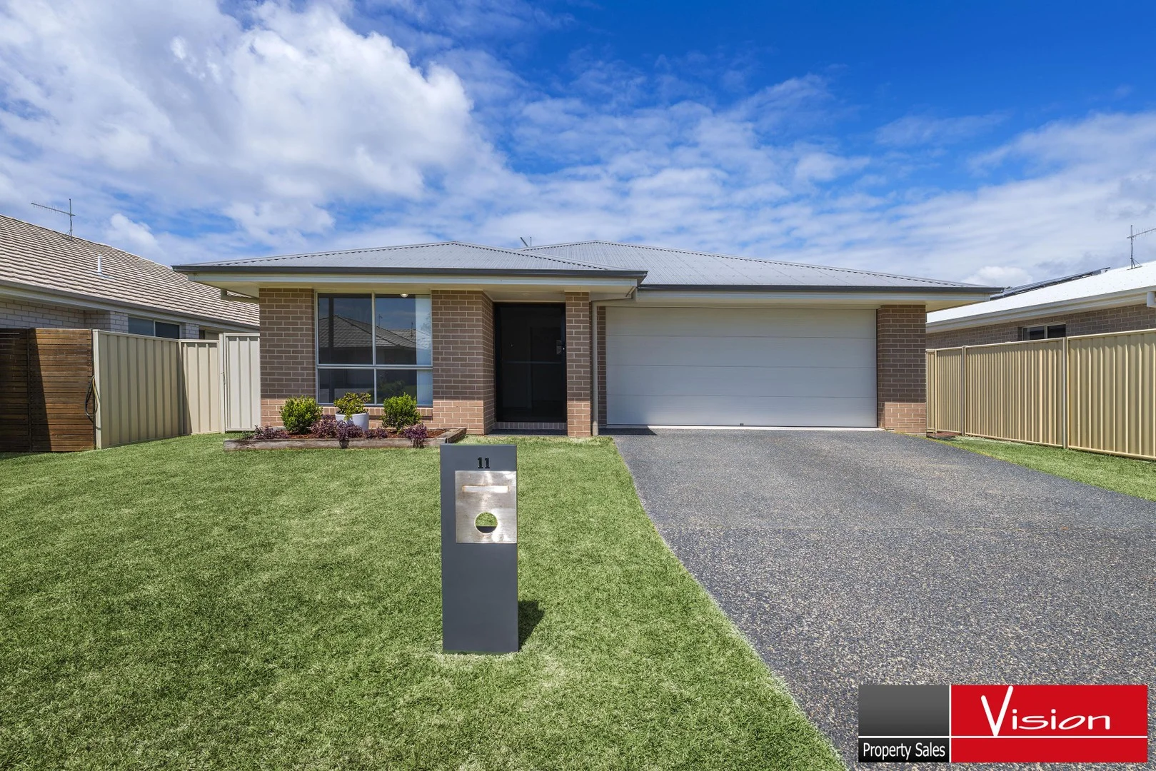 11 Serenity Bay Road, Emerald Beach NSW 2456