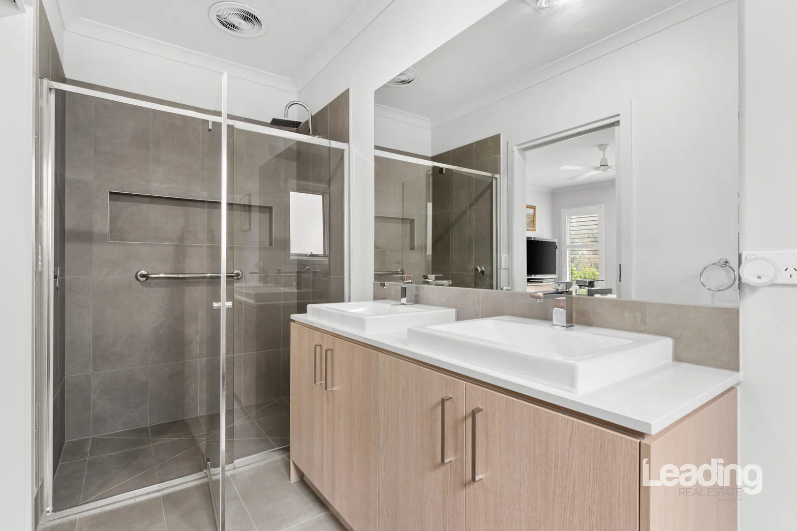 Additional image 16 of 13 Nira Drive, Sunbury VIC 3429