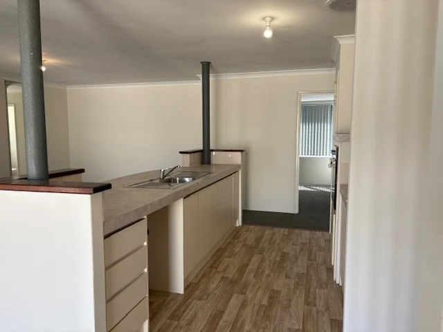 Additional image 4 of 21 Manders Way, Singleton WA 6175