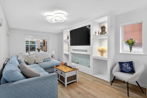 Forest Rise, Bushby LE7