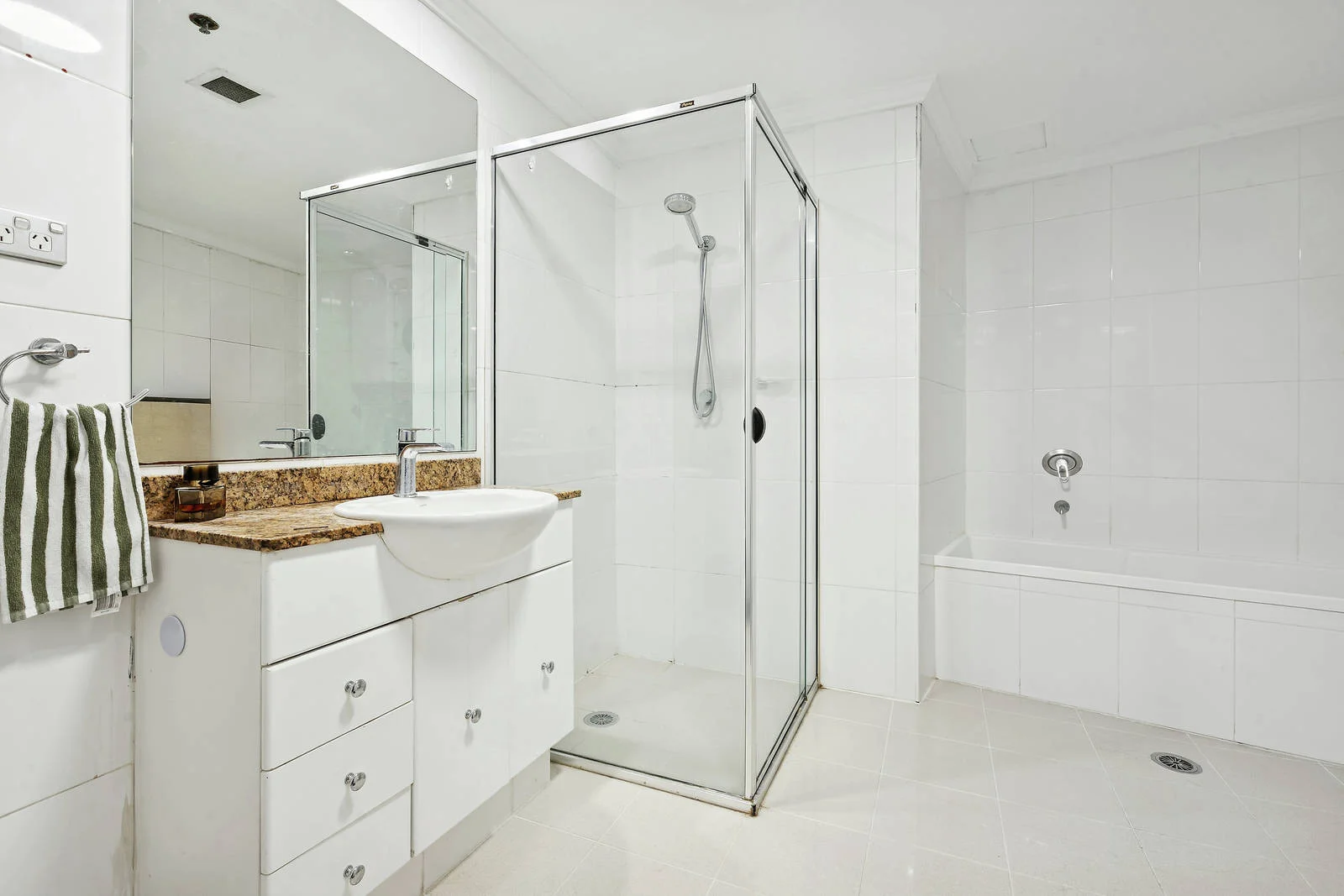 Additional image 4 of 253/298 Sussex Street, Sydney NSW 2000