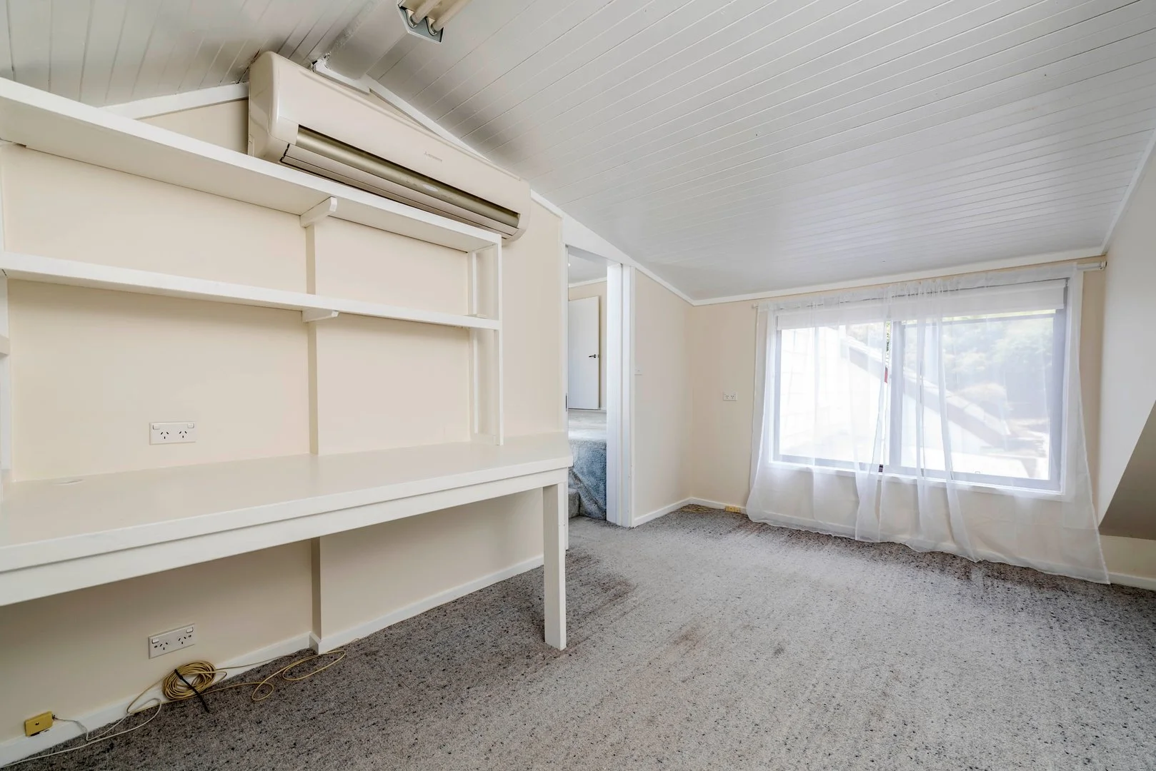 Additional image 15 of 7 Courtice Close, Fadden ACT 2904