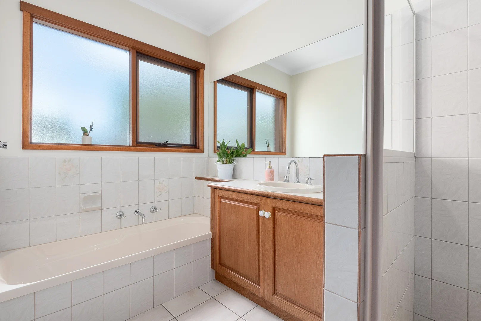 Additional image 9 of 2 Homewood Lane, Highton VIC 3216