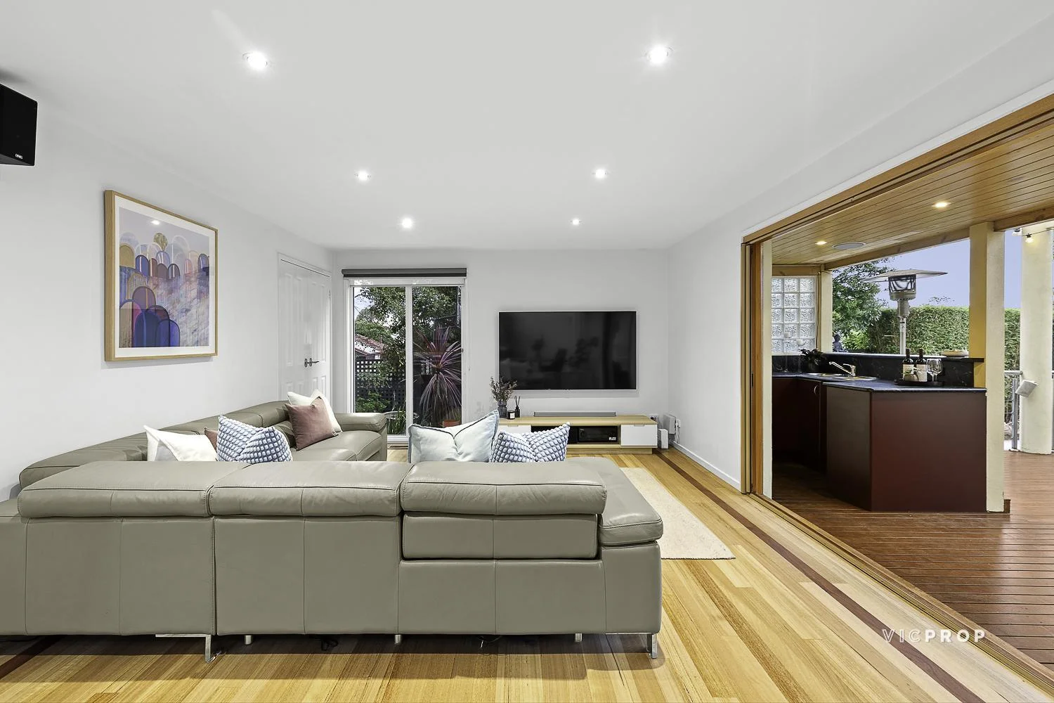 Additional image 6 of 2 Sabre Court, Ferntree Gully VIC 3156