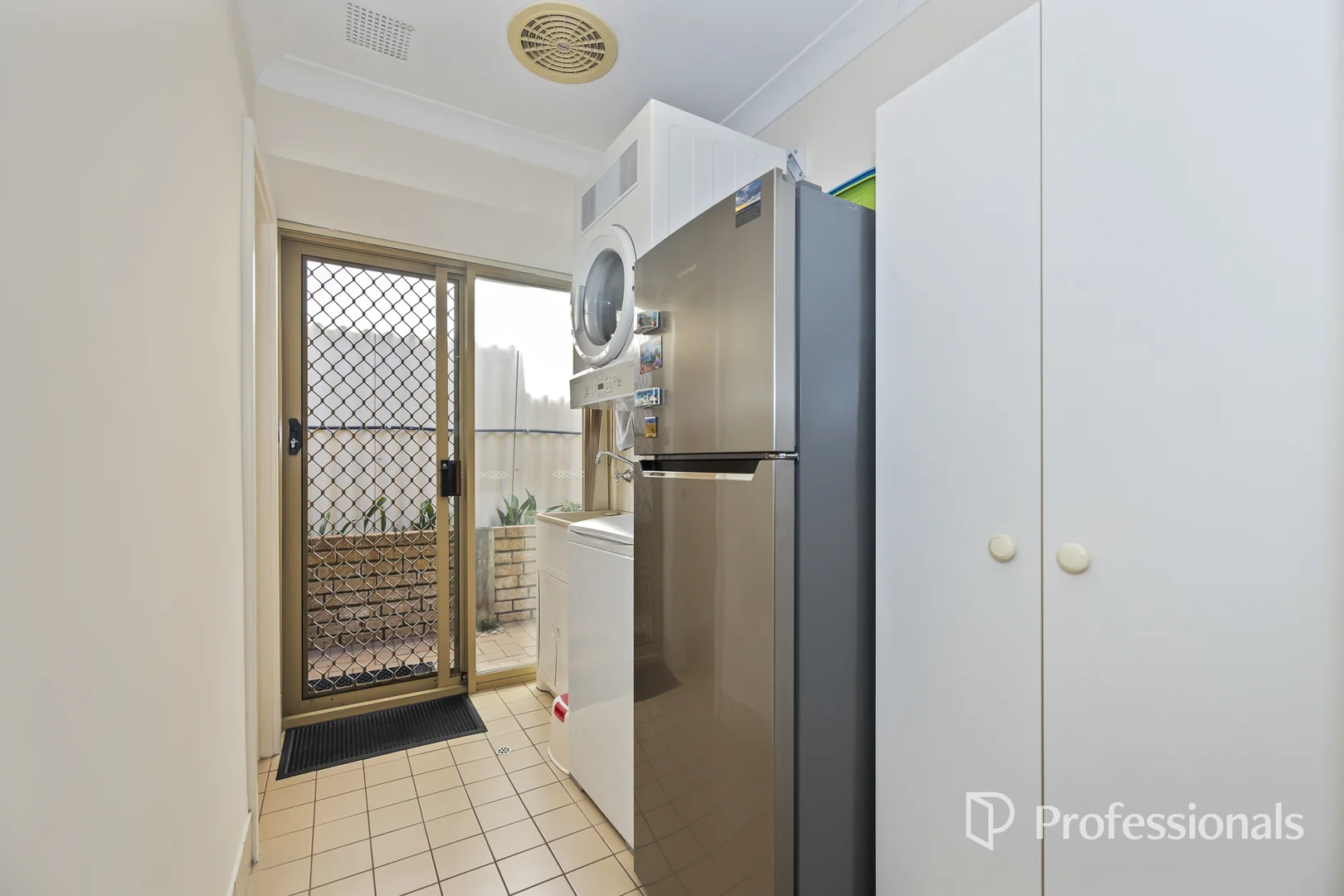 Additional image 11 of 40 Northumberland Avenue, Alexander Heights WA 6064