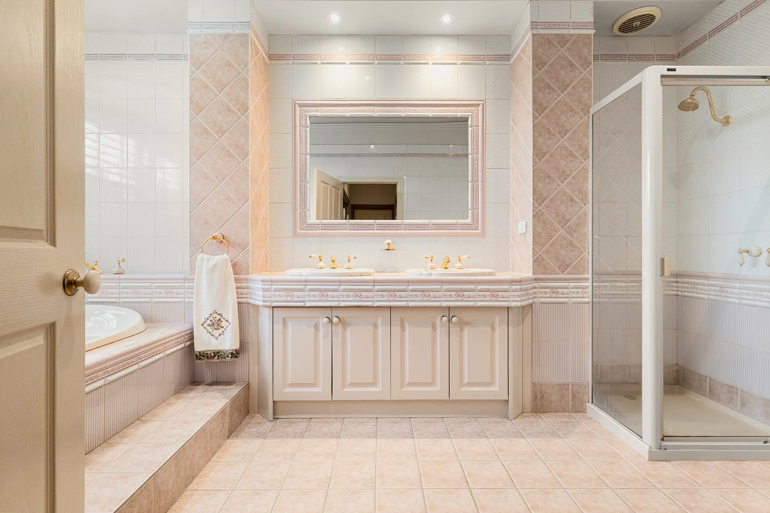 Additional image 15 of 4 Reeve Drive, Keilor VIC 3036