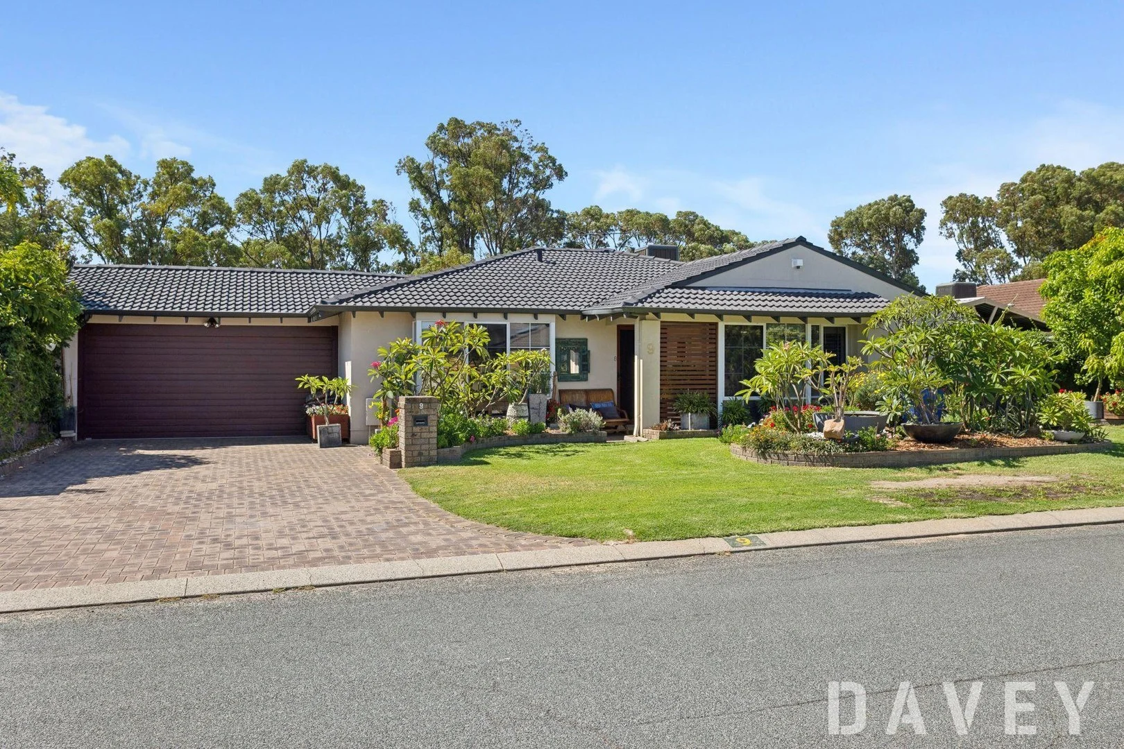 9 Romford Place, Kingsley WA 6026