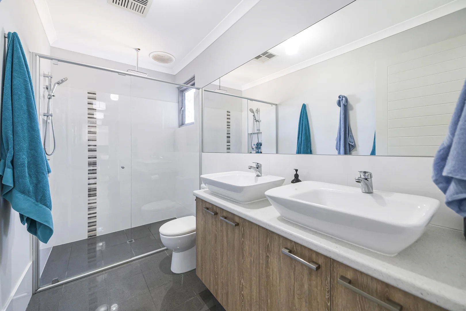 Additional image 16 of 132 Wisteria Way, Chittering WA 6084