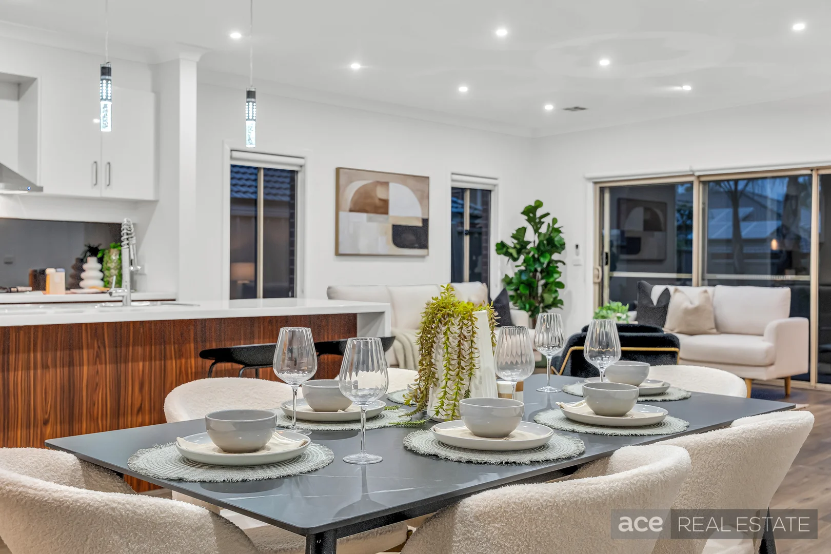 Additional image 12 of 14 Quadrant Drive, Fraser Rise VIC 3336