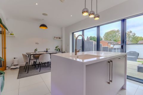 Grange Drive, Glen Parva LE2