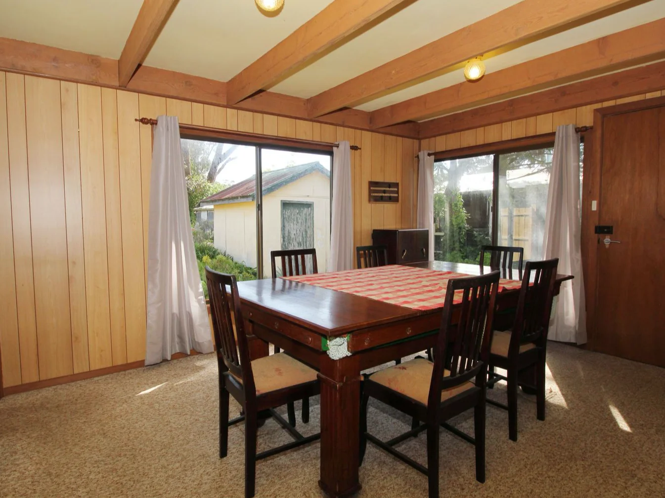 Additional image 3 of Cowes VIC 3922