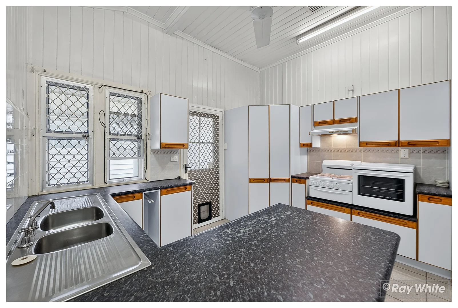 Additional image 5 of 214 West Street, Allenstown QLD 4700