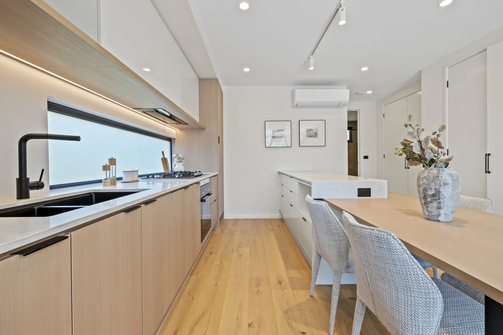 Additional image 5 of 8/5 Frankcom Street, Blackburn VIC 3130