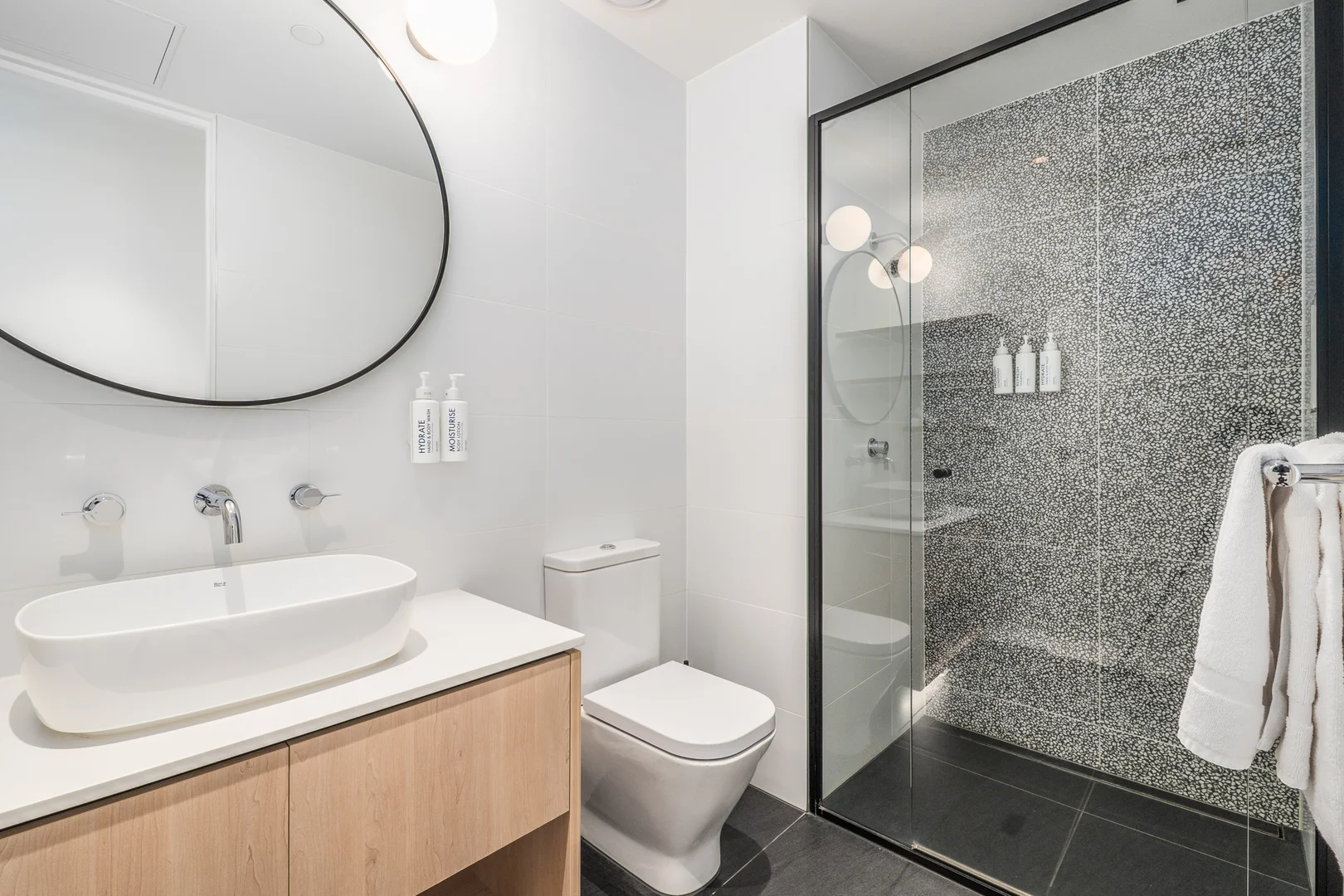 Additional image 9 of 903/10 Bellerine Street, Geelong VIC 3220