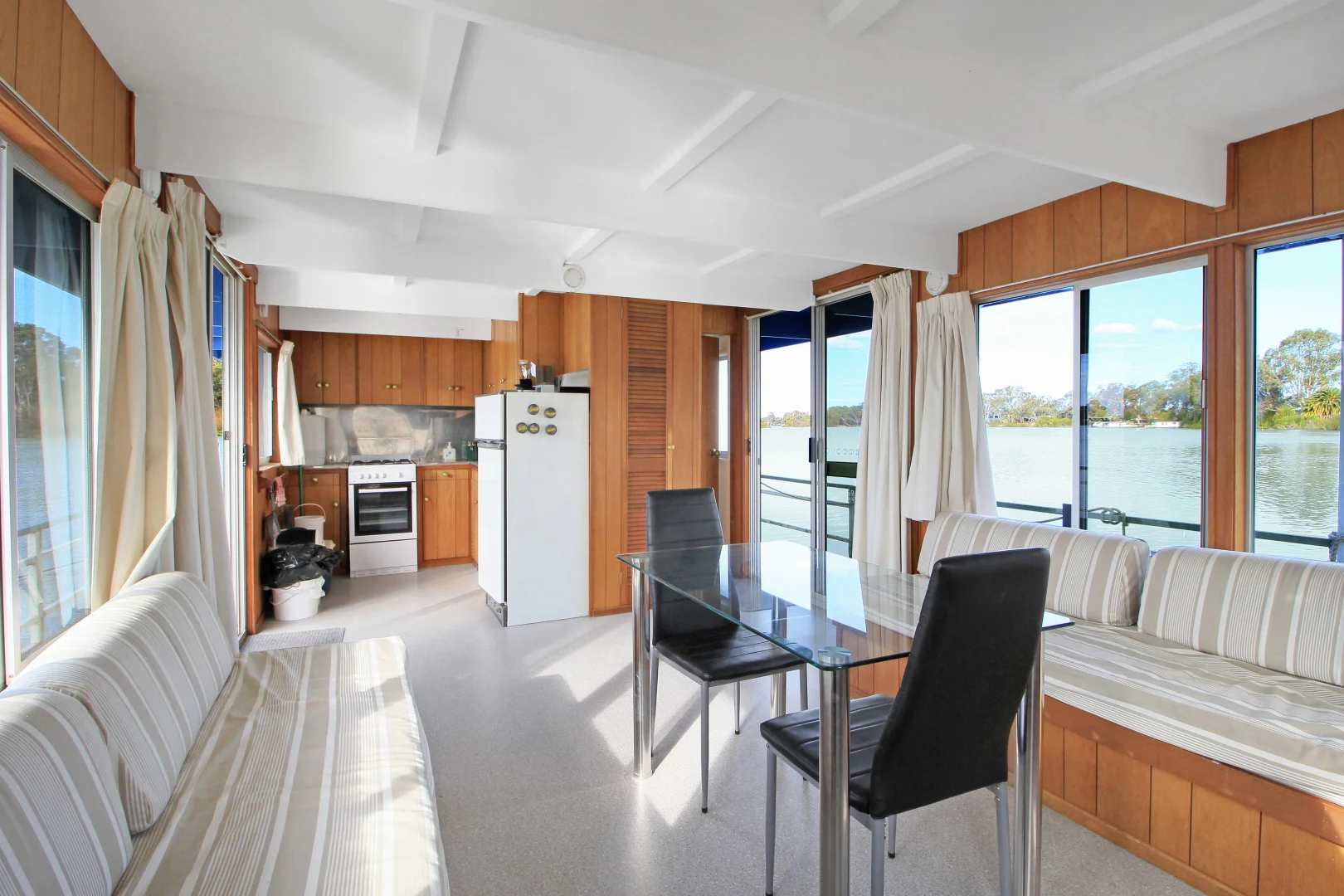 Additional image 4 of Houseboat Platypus, Millewa Road, Murtho SA 5340