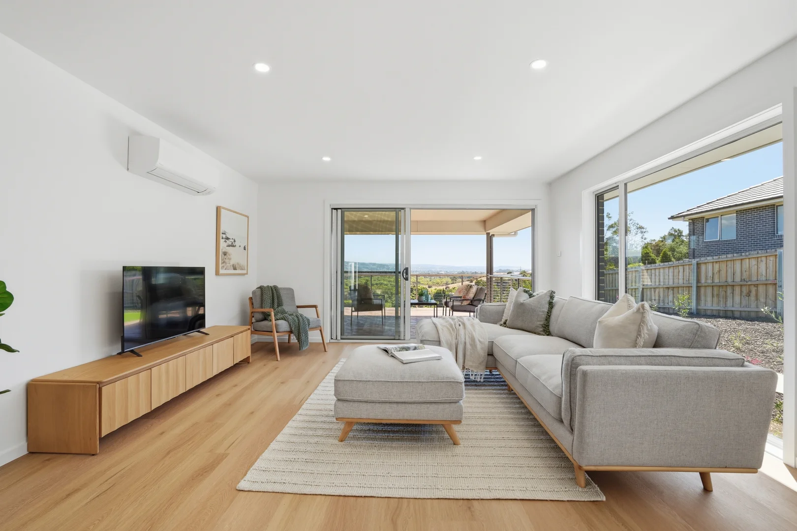 Additional image 4 of 2/27 Waverley Road, Waverley TAS 7250