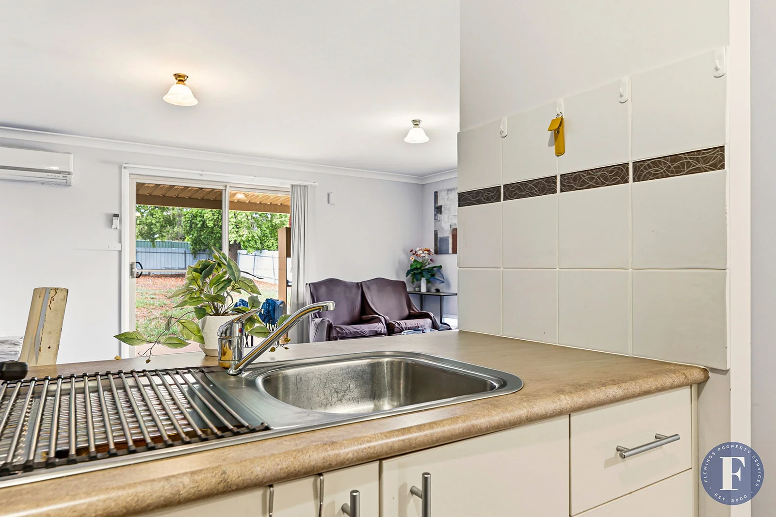 Additional image 4 of 51a High Street, Parkes NSW 2870